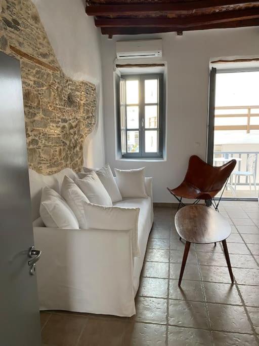 Venghera Naousa Apartment In The Heart Of Naousa Exterior photo